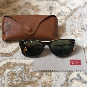 Ray-Ban New Wayfarer Sunglasses